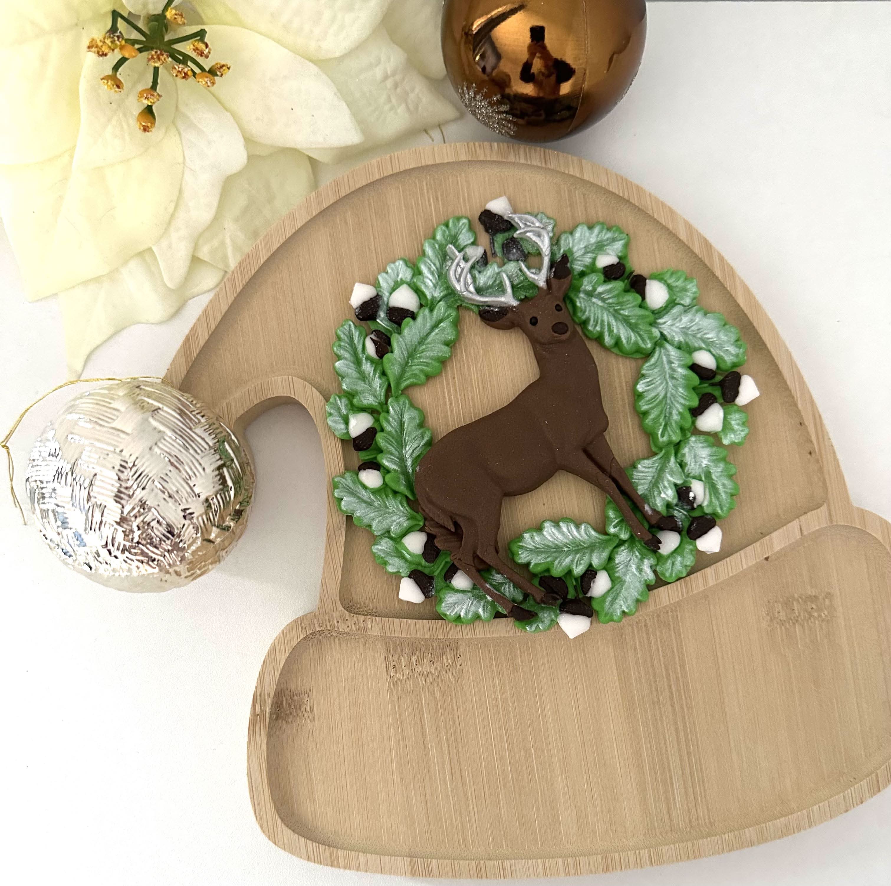 Decoratiune comestibila din zahar, Iarna in padure Decoratiuni din Pasta de Zahar Nati Shop