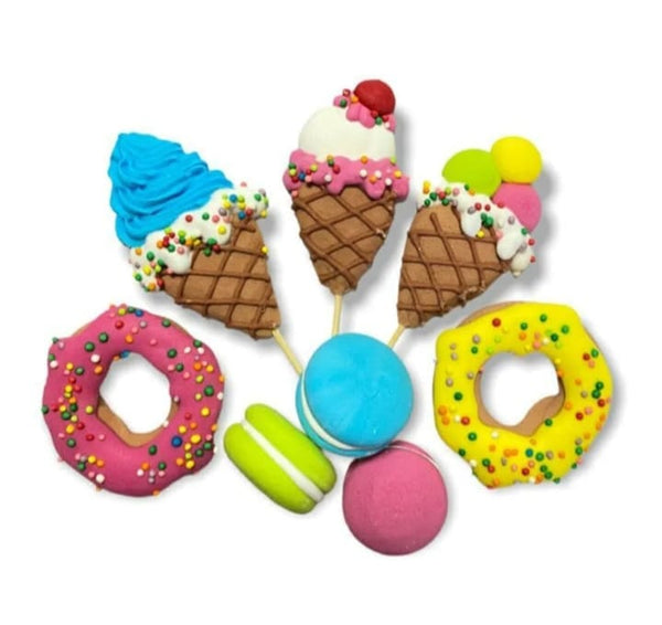 Decoratiuni pasta de zahar, inghetata, gogosi, macarons