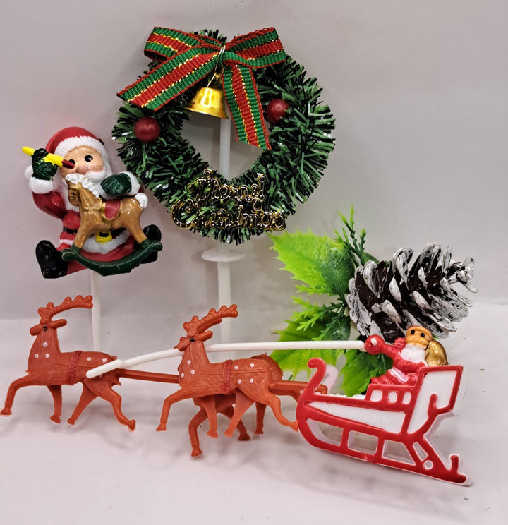 Decor iarna, Mos Craciun, trasura, con , coronita