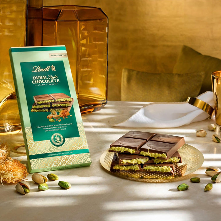 Lindt Dubai Style Chocolade | 145G Tafel | Feinste Vollmilch-Chocolade Mit Feinster Pistazienmark, Pistazien- Und Mandelkrokant Und Knuspriger Kadayif Füllung | Schokoladentafel | Schokoladengeschenk