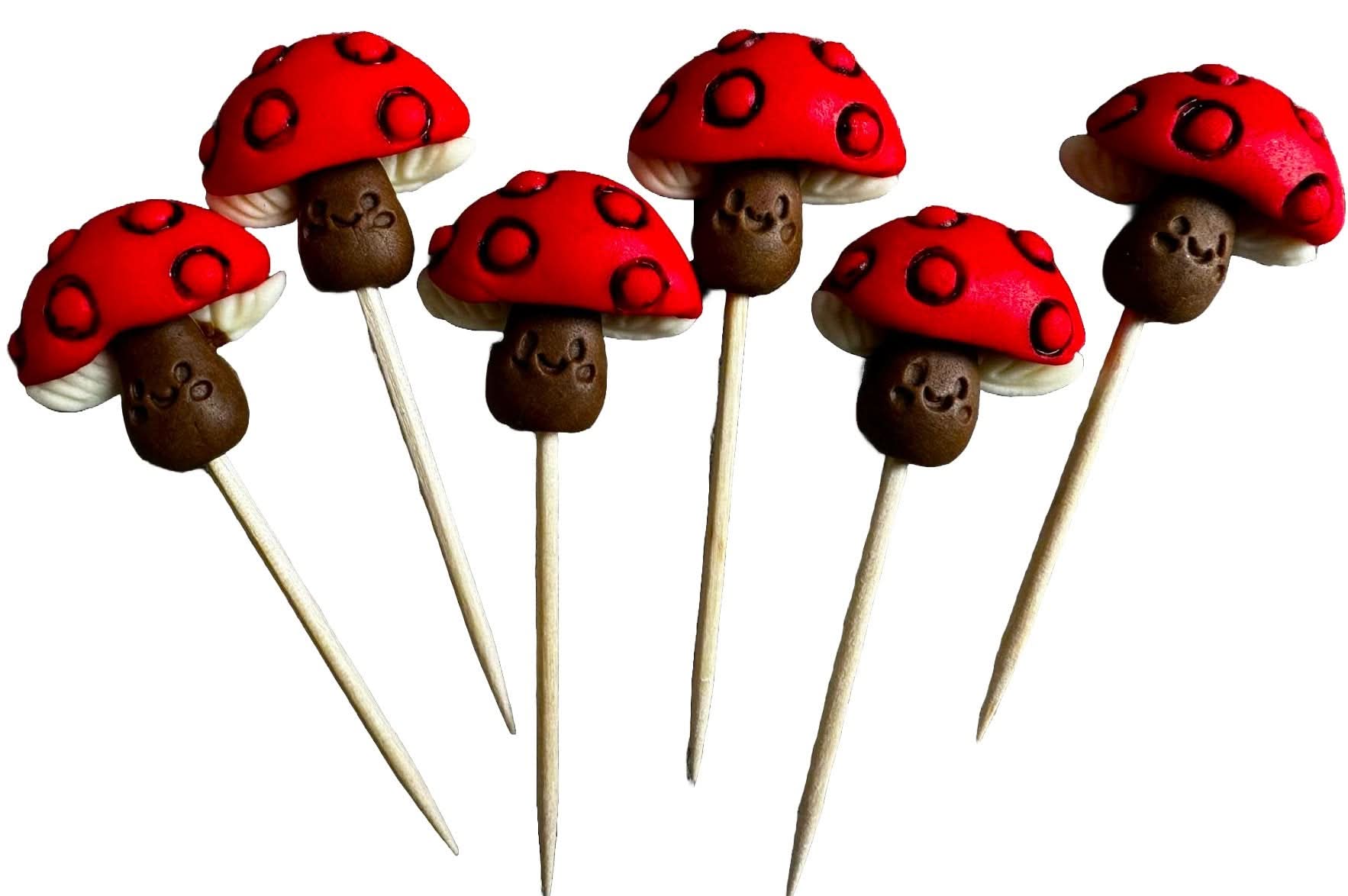 Set 6 decoratiuni comestibile din zahar, Ciupercute Decoratiuni din Pasta de Zahar Nati Shop